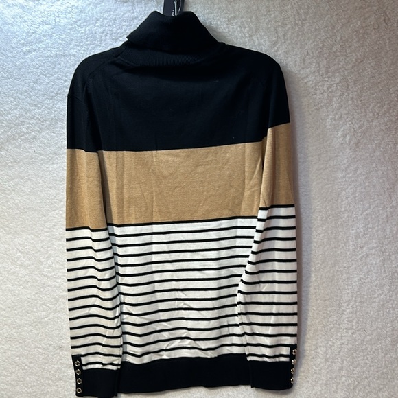 New Tommy Hilfiger Women’s Turtleneck Shirt Size Large - Picture 2 of 7